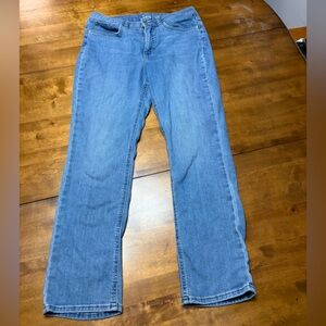 Lee Mid Rise Blue Jeans